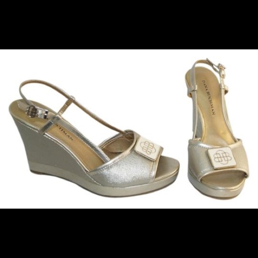 Dana Buchman Amalfi Gold Wedges